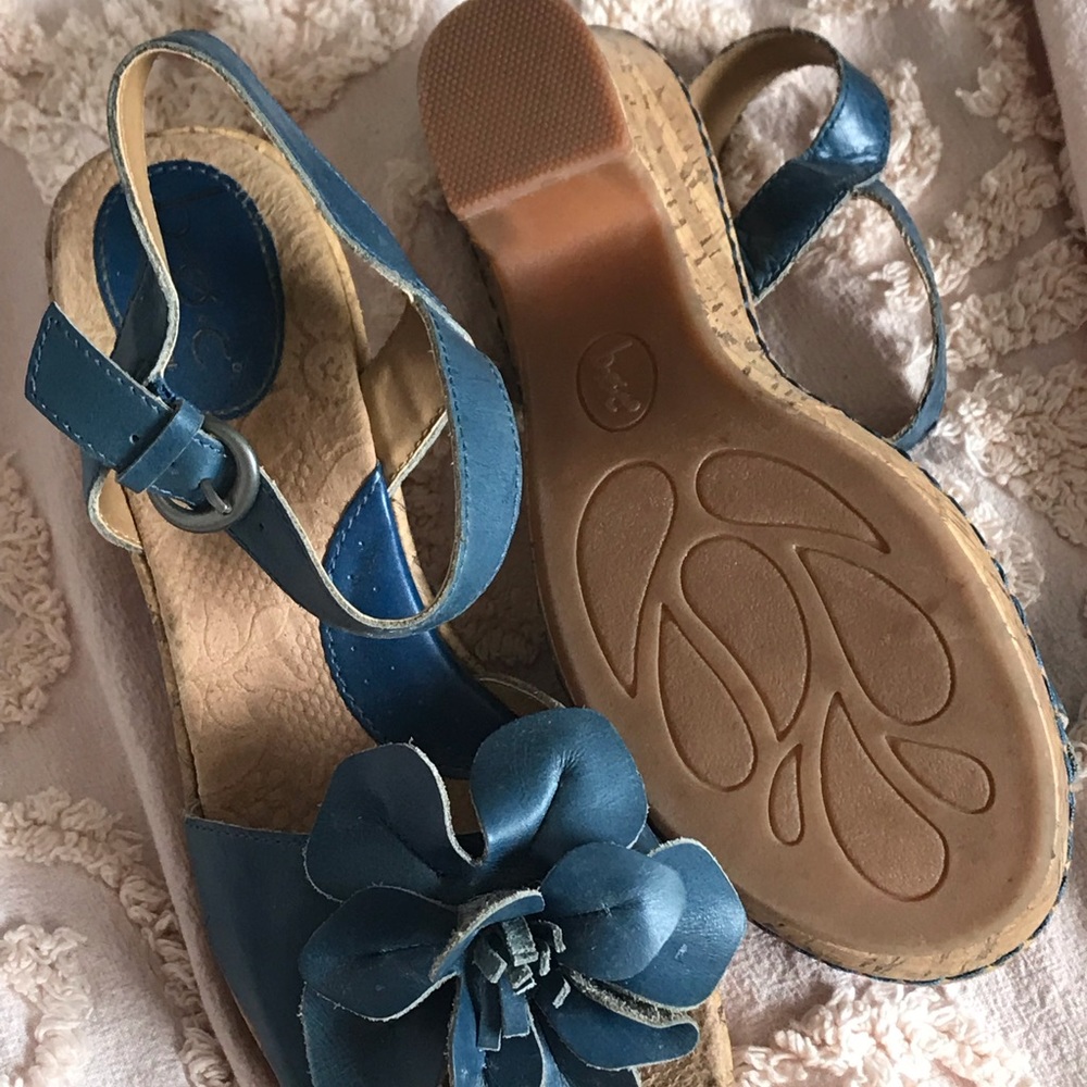 Shoes - Picture 3 of 5